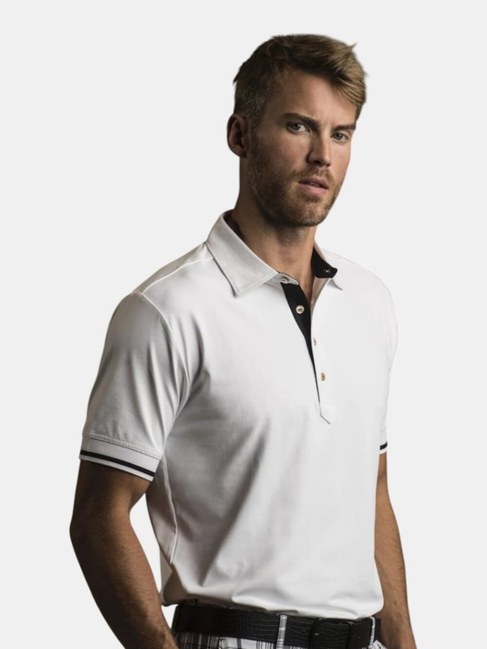 NWT VUGA CHESTER PERFORMANCE GOLF POLO SHIRT WHITE SIZE 2XL